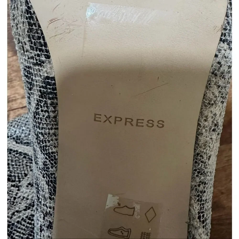 Express Pointy-Toe Slant Heel Boots Sz 9